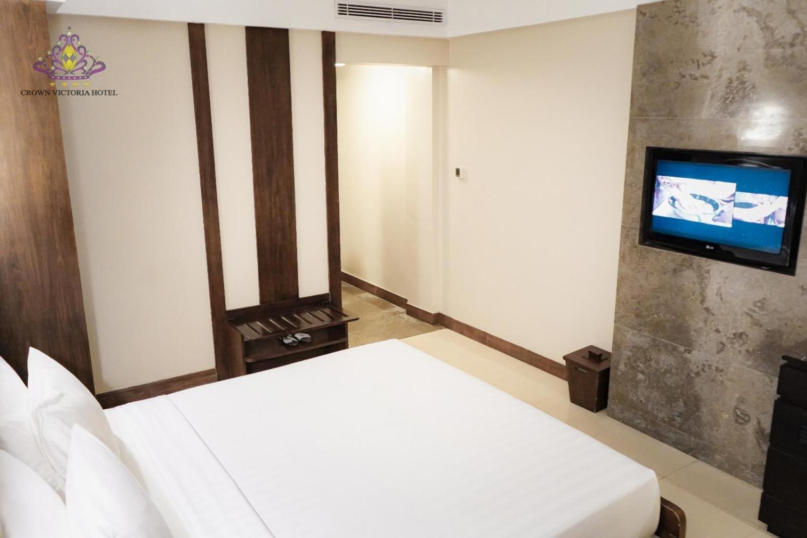 Crown Victoria Hotel Тулунгагун Екстериор снимка