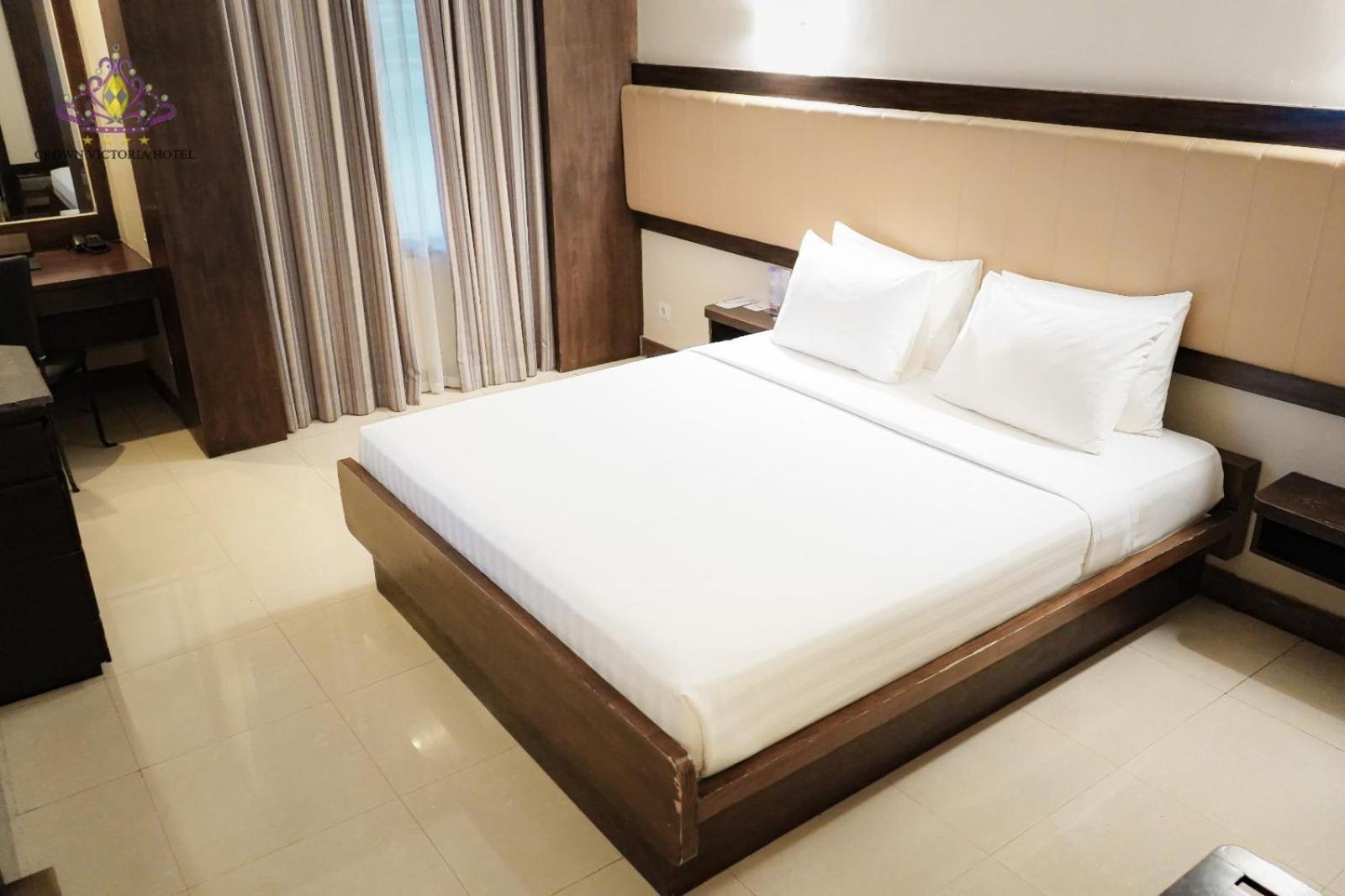 Crown Victoria Hotel Тулунгагун Екстериор снимка